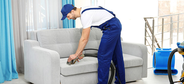 Đã có dịch vụ vệ sinh sofa tại nhà-xóa tan lo lắng của bạn khi sofa bị bám bẩn 5 dịch vụ vệ sinh sofa tại nhà